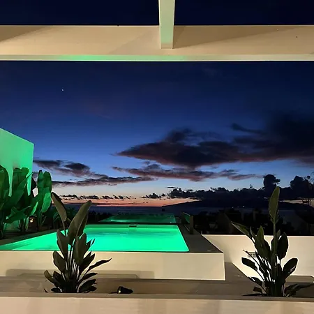 -atlantic- By Myhomeintenerife-com, Luxury Private Heated Pool Palm-mar